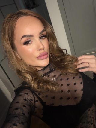 Ešte stále to mám v sebe 🔥👯‍♀️ Tento rok som sa naučila nebáť sa toho, kým skutočne som a konečne žiť v súlade s tým 😍 a...